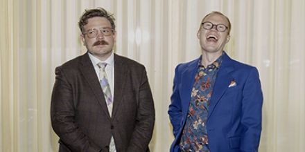 Slesvigske Musikkorps ledsager Mathias Hammer og Frederik Cillius 6. november 2026 i Koncertsalen Alsion i Sønderborg